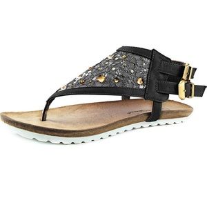 Urban lace and sequin thong sandals✨